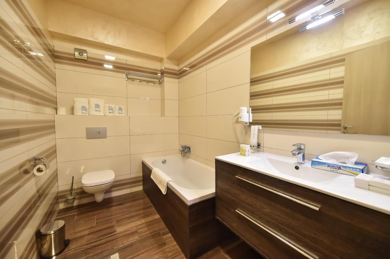 White Tower Private Apartment Beach View Mamaia Εξωτερικό φωτογραφία